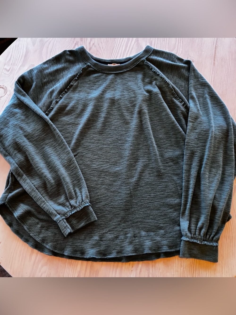 Pilcro Light Teal Raglan Shirt With Ruffle Detailing Size Large - Picture 3 of 5
